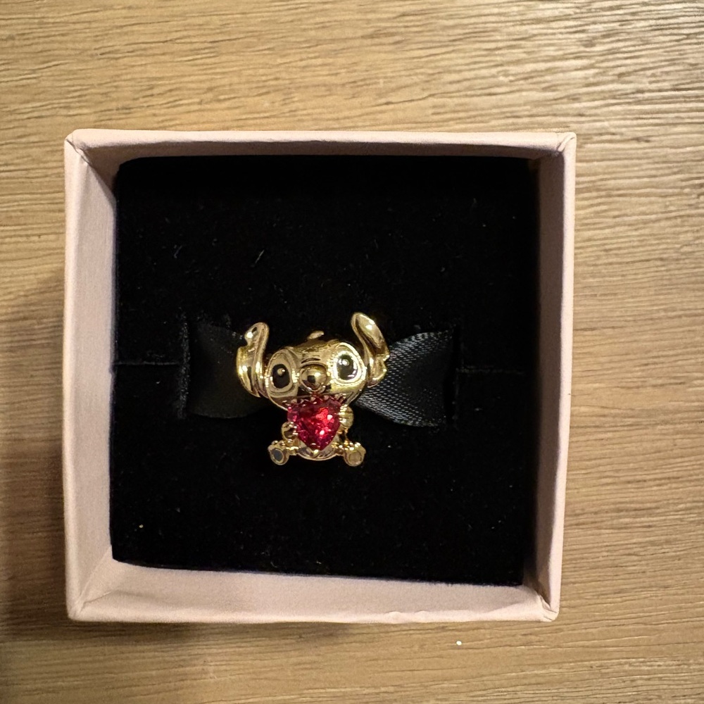 NEW Stitch Pandora Gold‎ Charm Bracelet - Picture 3 of 4